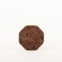 Achteckiger Press Korkuntersetzer MANARA, dunkel, 1,8cm, Ø14cm