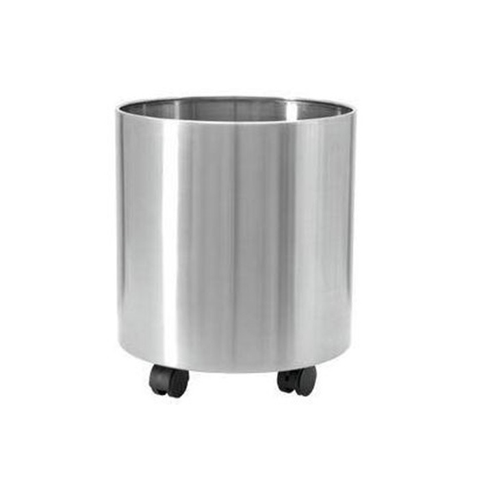 Blumentöpfe mit Rollen